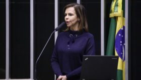 Deputada Professora Dorinha Seabra Rezende (DEM-TO), que apresentou parecer favorável ao projeto. – Foto de Maryanna Oliveira/Câmara dos Deputados